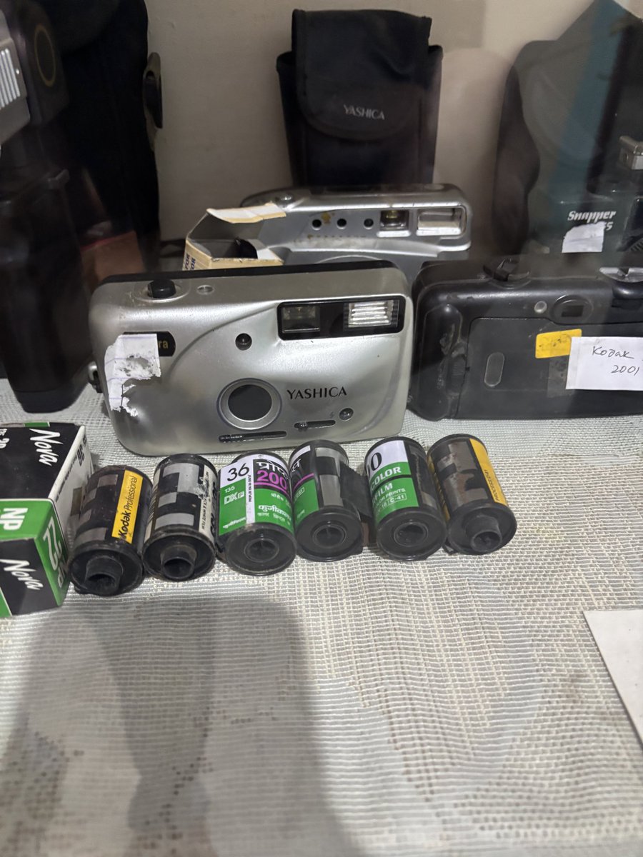 pargaien's tweet image. Photographers : 
Share your pic with #vintage vibes.