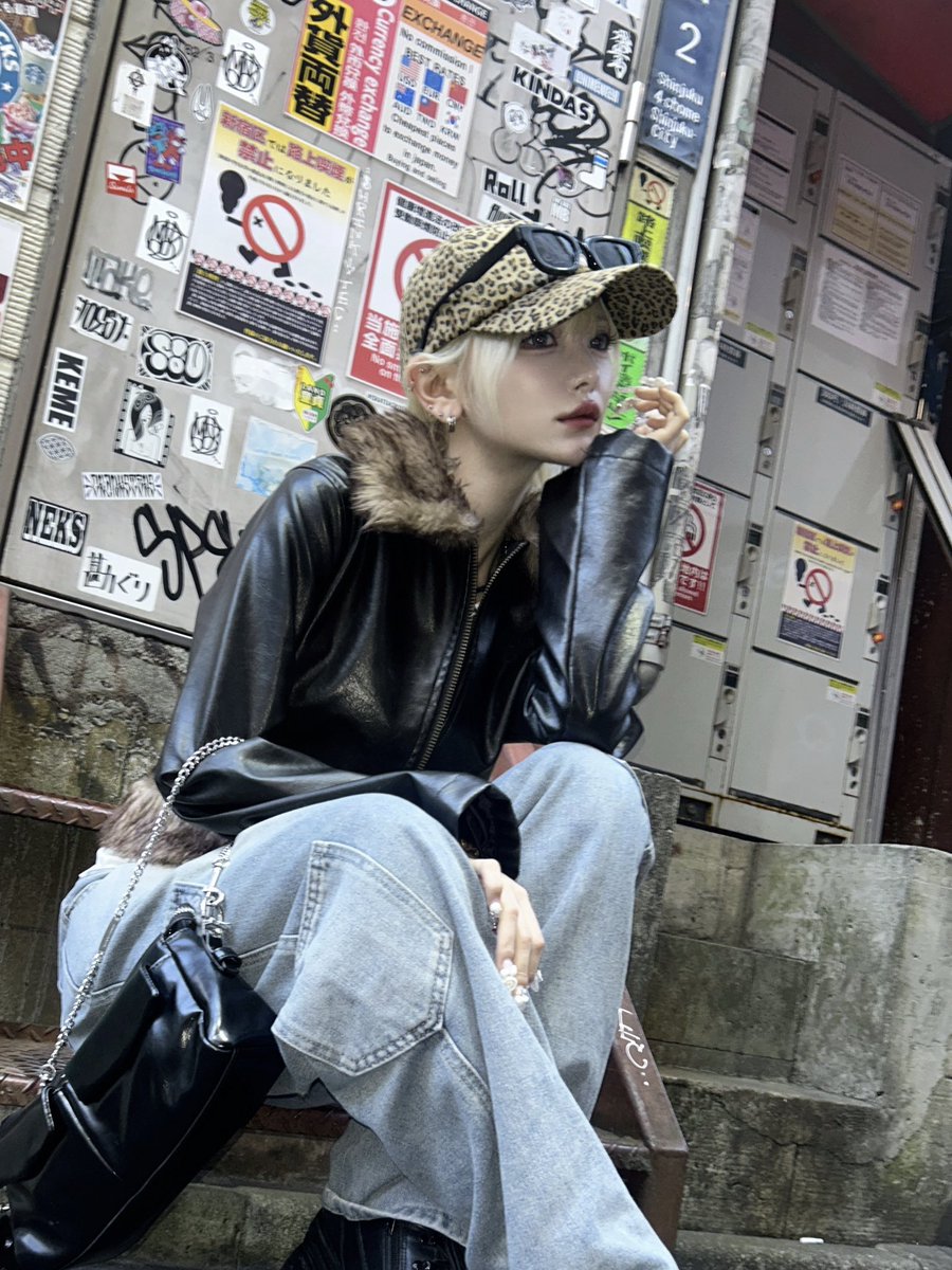 neko3fes's tweet photo. 今日メイク濃いめかも https://t.co/1cvf8fKgCz