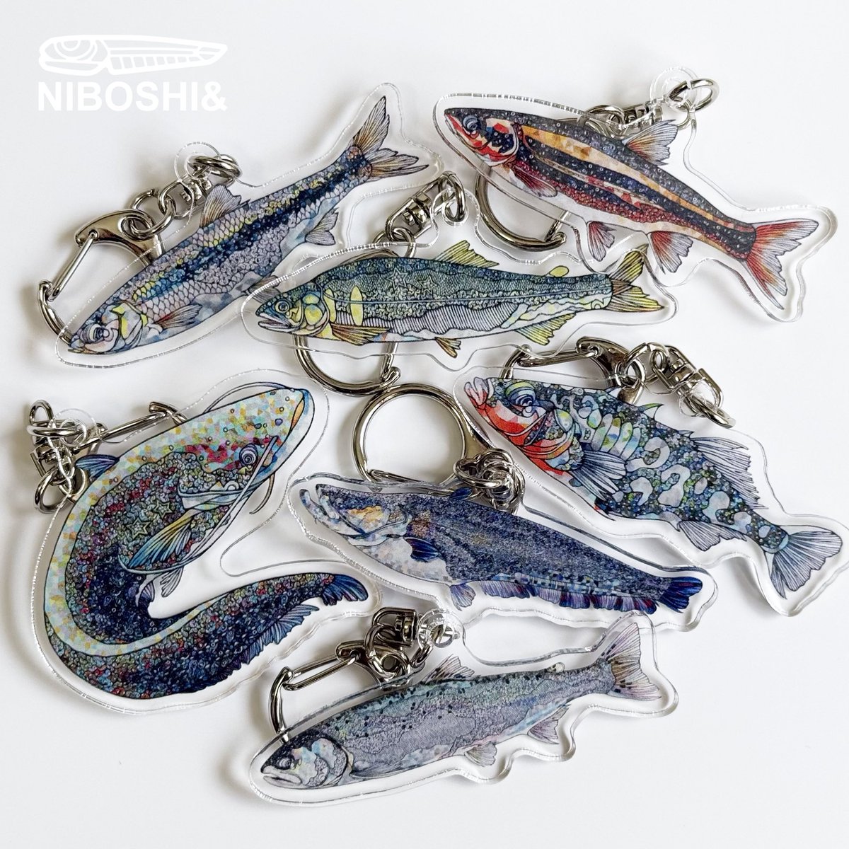 petitpoissonami's tweet photo. 滋賀県立琵琶博博物館ミュージアムショップ『おいでや』さまで、平面水族館が再登場🐟✨

おいでやさまでは、コラボ魚図缶(チョコクランチ)や、コラボグラス、NAMIKOグッズも置いていただいてます🐟✨

博物館へお越しの際は、ぜひミュージアムショップものぞいてみてくださいね🐟💙

#平面水族館 https://t.co/Reqr7edga6
