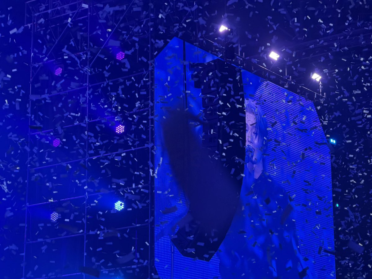 ︎︎❤️‍🩹 tweet media