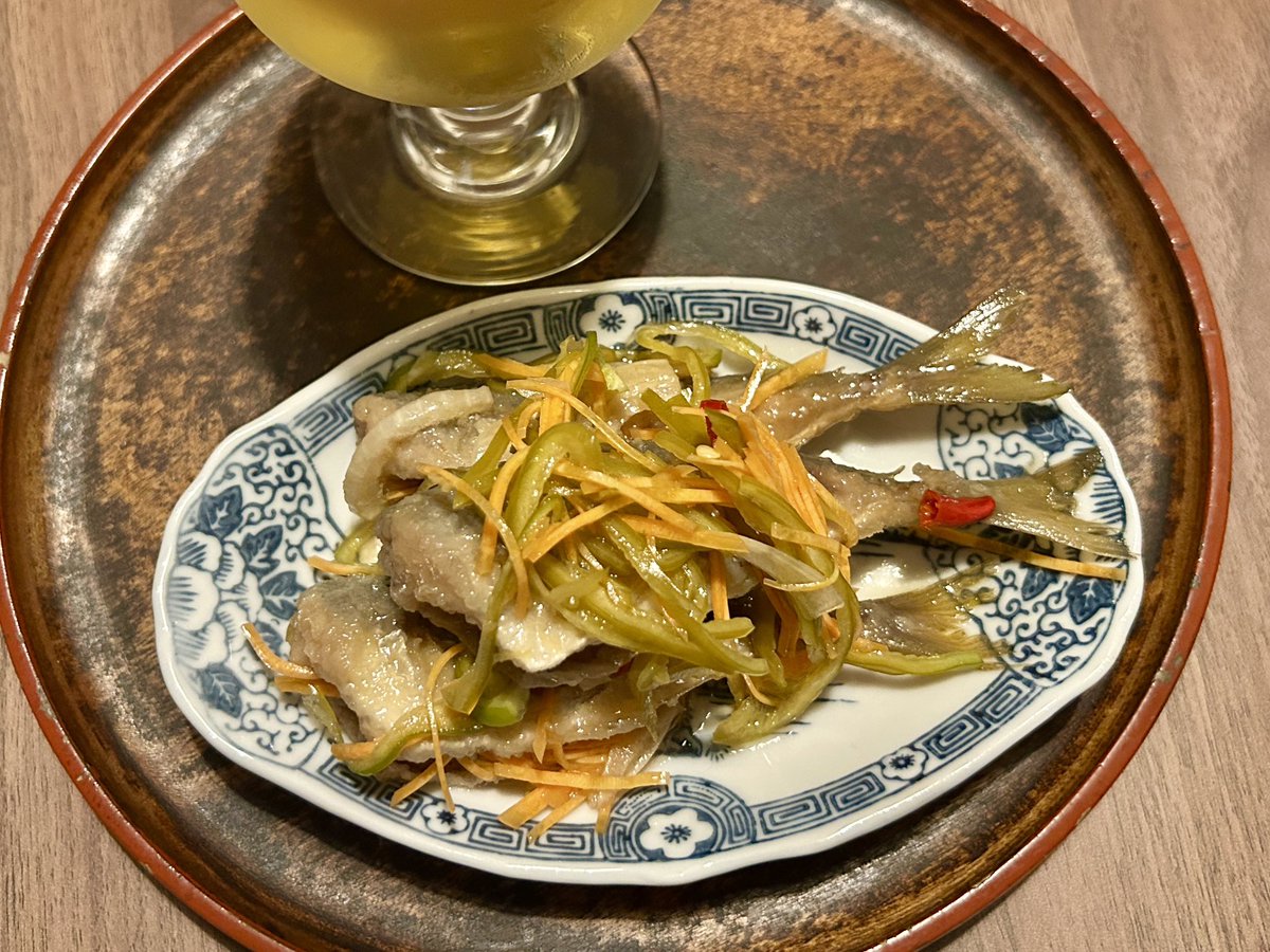 今日は、酢加減が過去イチ上手くいった小鯵の南蛮漬けをキメます|•'-'•)و✧ #突撃となりの狛ごはん #cooking #ryouri #gohan