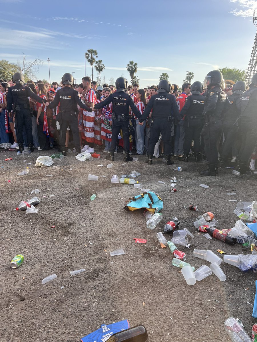 RigurosaCoña tweet media