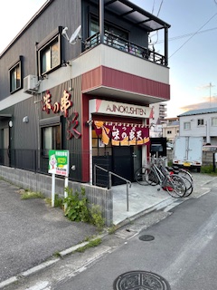 MiyajimaKei's tweet image. 1998.9.19 2026.4.18 Koriyama City Fukushima Prefecture #モノクロ写真 #streetphotography #street #blackandwhite #blackandwhitephotography #filmcamera #monochrome #郡山 10数年ぶりの福島県郡山市出張。以前撮影した味のあるストリートを探す。駅前再開発・道路拡張のため、姿を消していた。