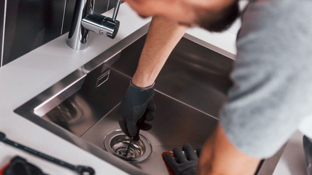 Hedingham_Fire's tweet image. Experience matters in commercial plumbing. Trust Hedingham Contracts for quality service and expertise. hc-co.uk/plumbing Tags: #CommercialPlumbing #facilitymaintenance #firesafety