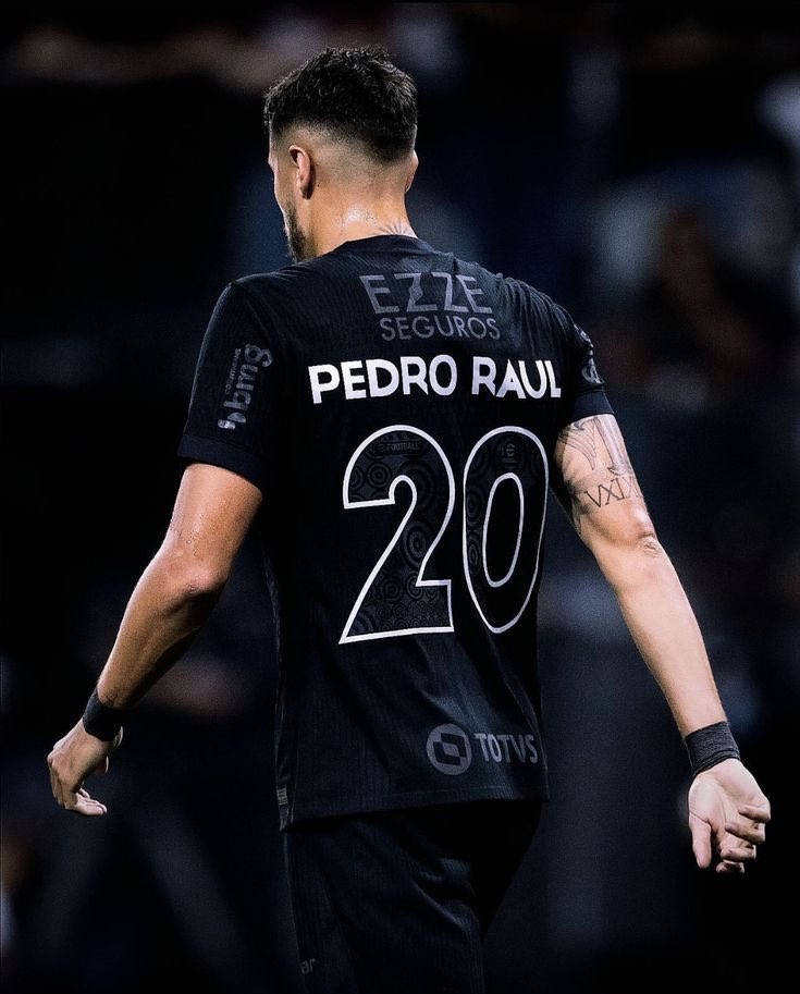 PEDRO RAUL VAI CUSTAR 91 MILHÕES PRO CORINTHIANS, sim, NOVENTA E UM MILHÕES.

São 42 milhões pro Toluca (com juros) + quase 49 milhões de salário (750 mil por mês em 5 anos) pra um cara que não fez NADA até agora.

E o Neto? Sumiu pra falar disso, né?mas pra encher o saco do