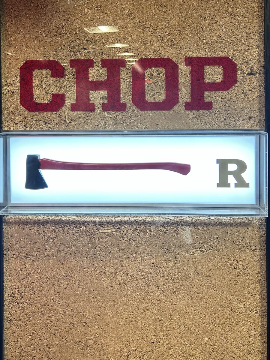 CarpenterN45635's tweet image. Had a great visit at Rutgers yesterday!

Truly appreciate the time with the defensive staff and the awesome conversation with Coach Schiano.

Impressed by the culture and how they run their program. #CHOP 🪓 #B1G

@coachcooper_mhs @CoachRGresham @CoachCroleyIII @Coach_Bahr