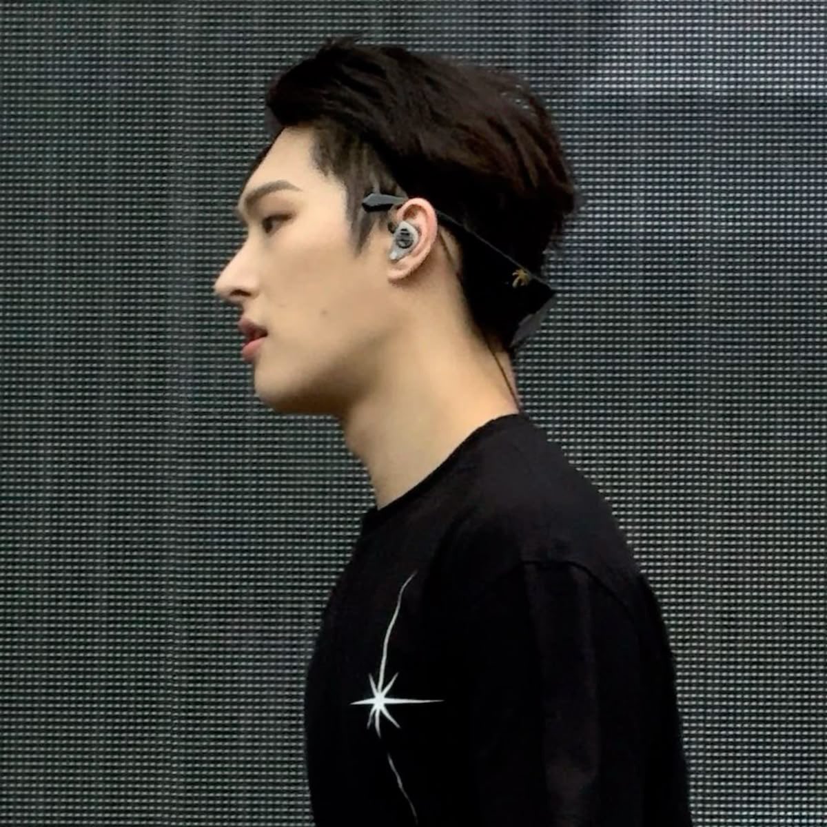 lyล์ tweet media