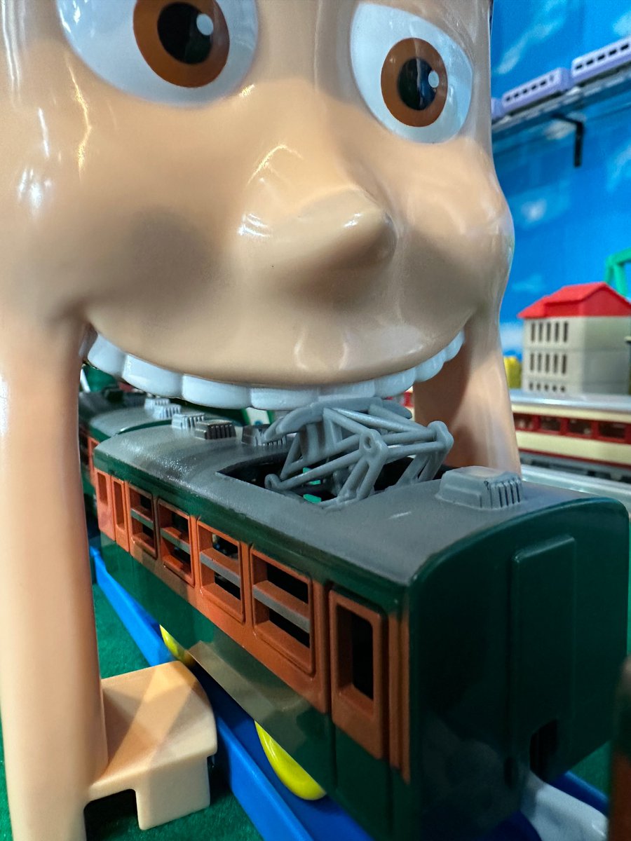 三重電池鉄道 tweet media
