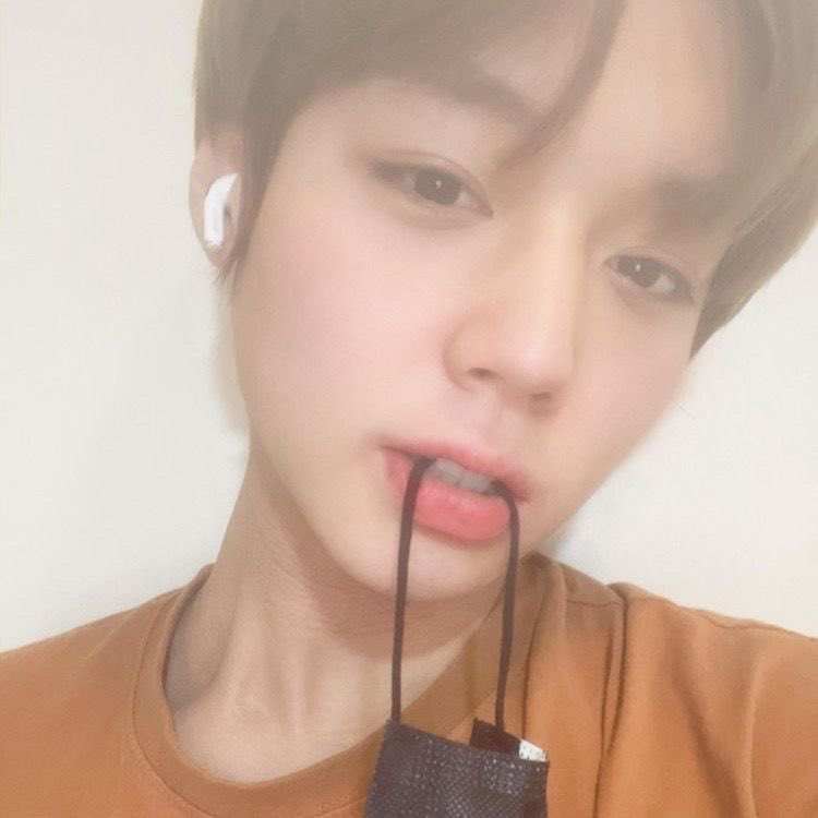잘남훈미새 tweet media