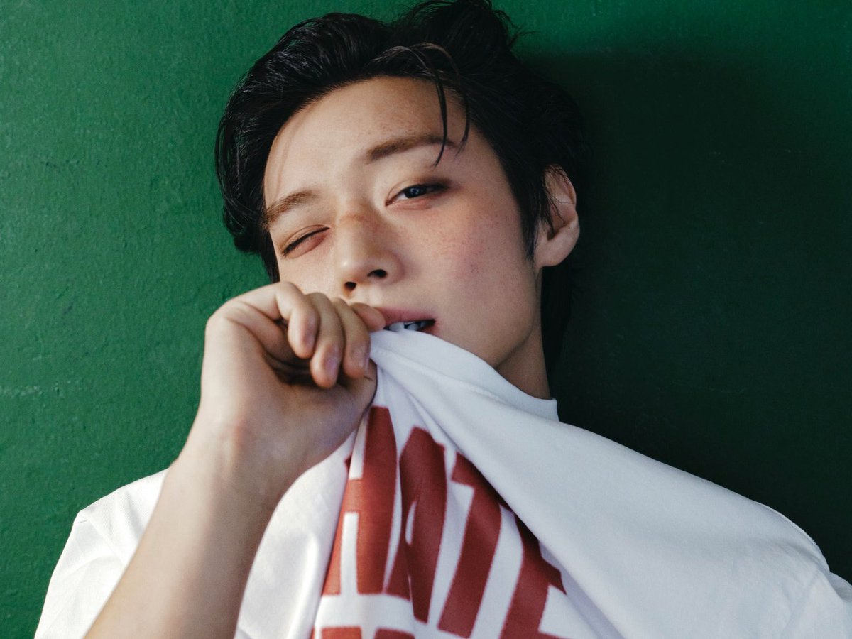 잘남훈미새 tweet media