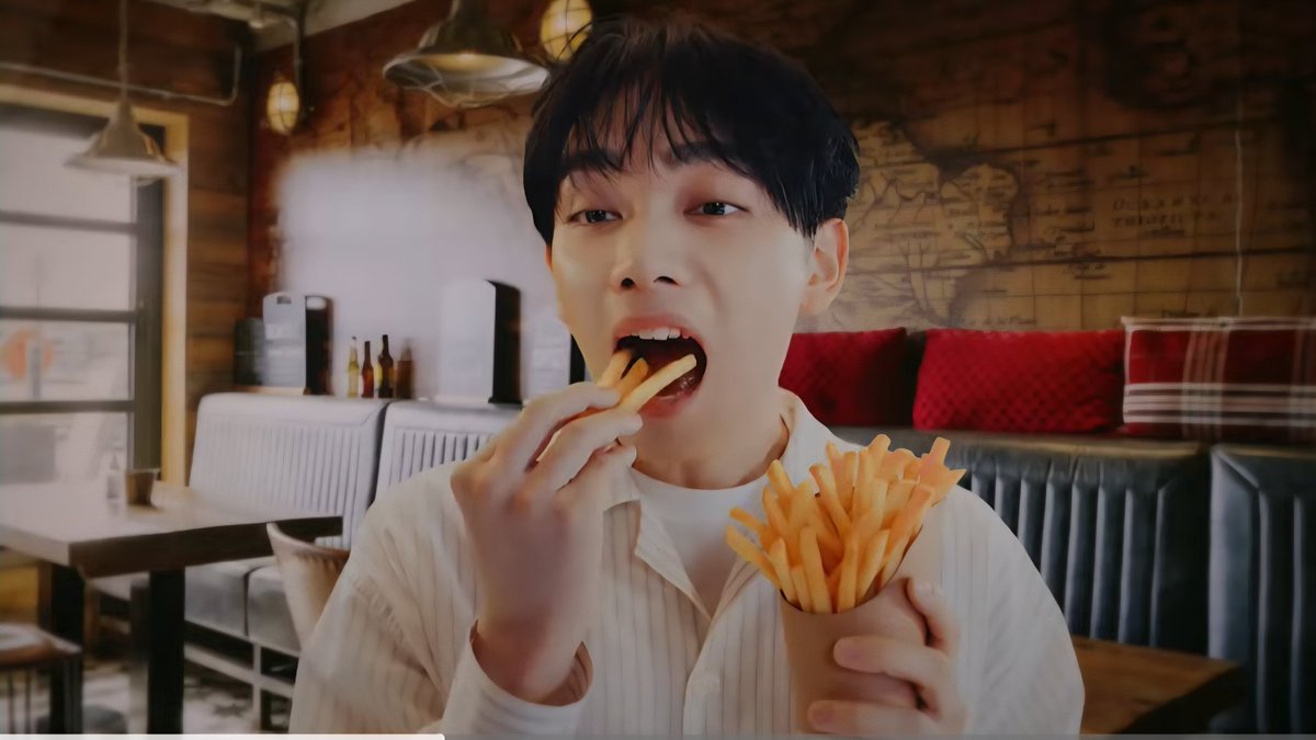 yasuko62 tweet media