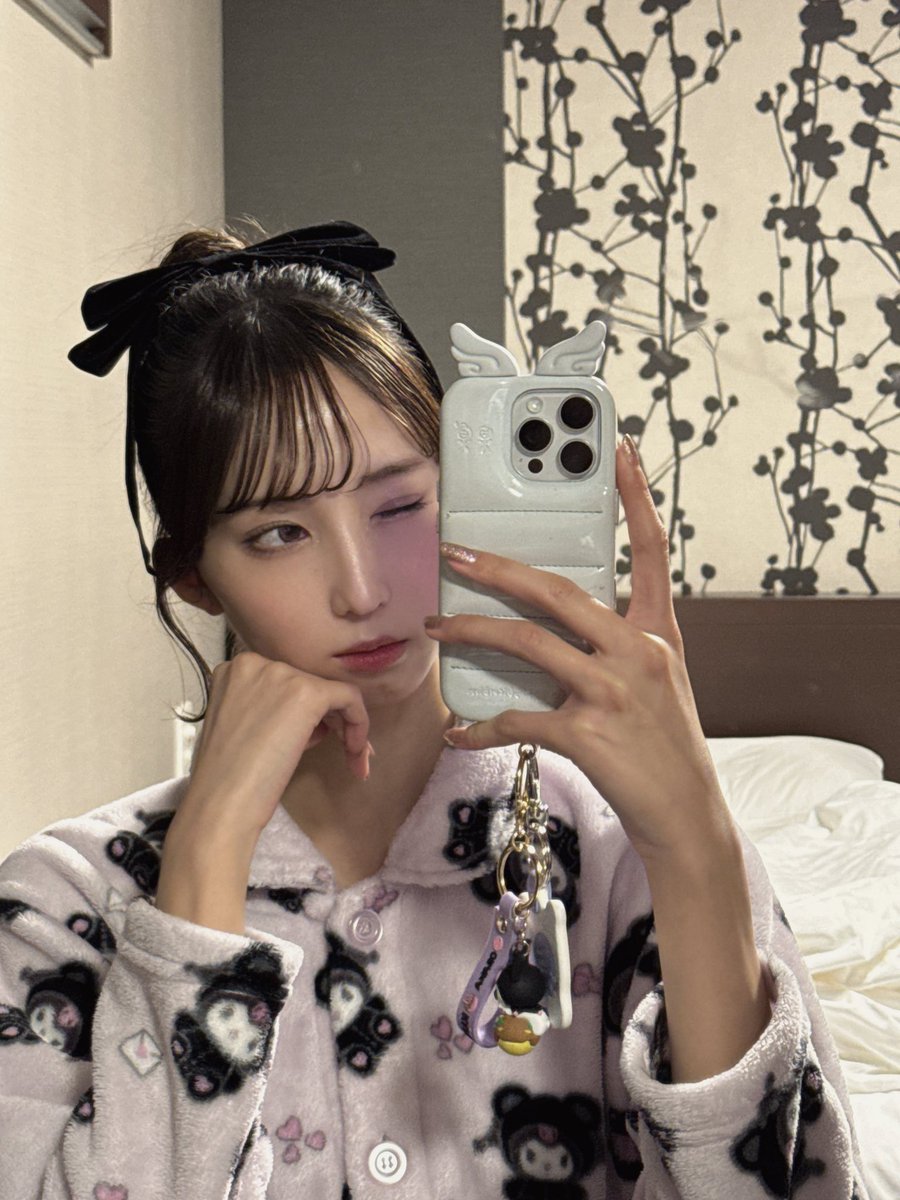 anri_station's tweet image. この冬、気に入りすぎだったクロミ先生パジャマ🎀💜ྀི

お世話になりましたｯ(*˘꒳​˘*)ｽﾔｧ…

#ワンラブワンハート #ラブワン #佐々木杏莉 #クロミ好き #クロミ大先生 #夏のも沢山控えてる⸜❤︎⸝‍