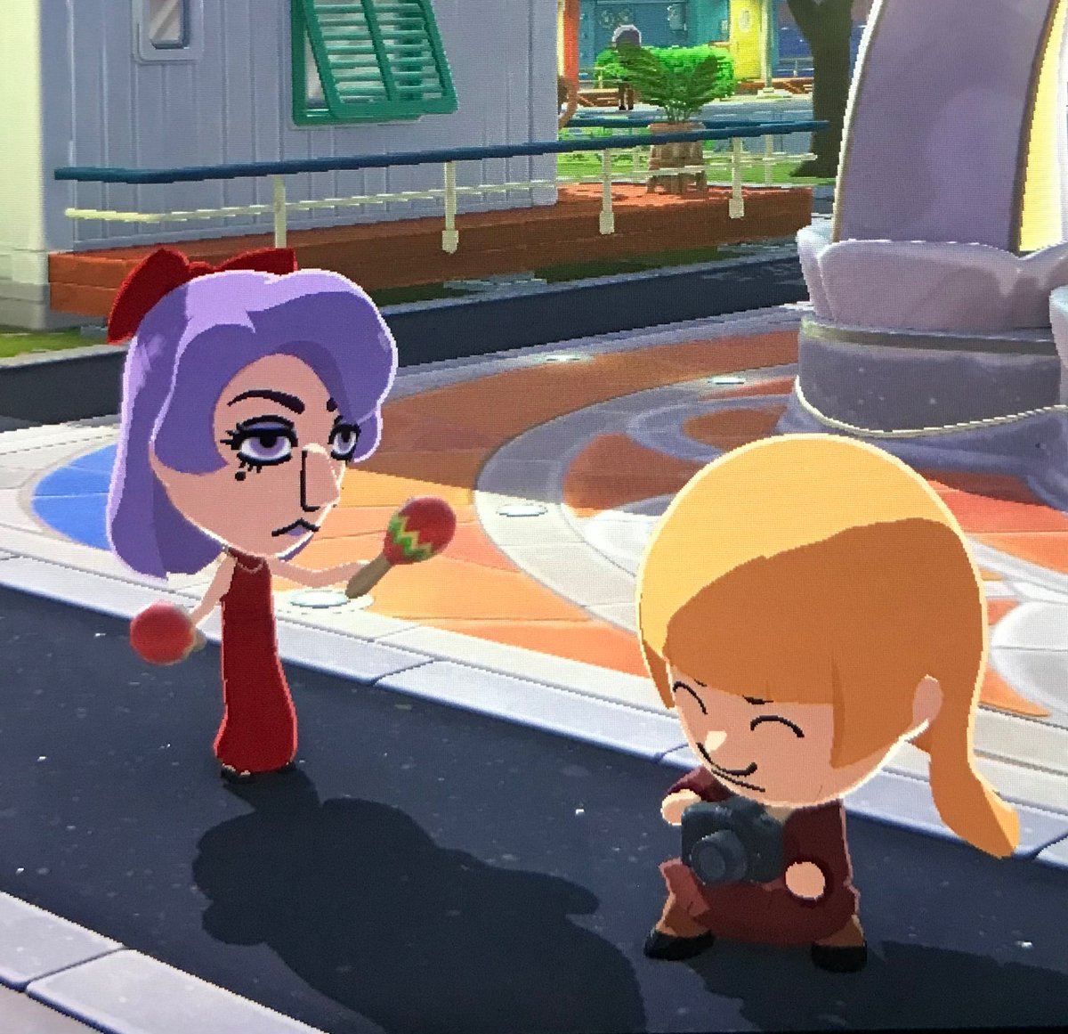 prttywrld4u's tweet image. girl leave her #Alone she is working