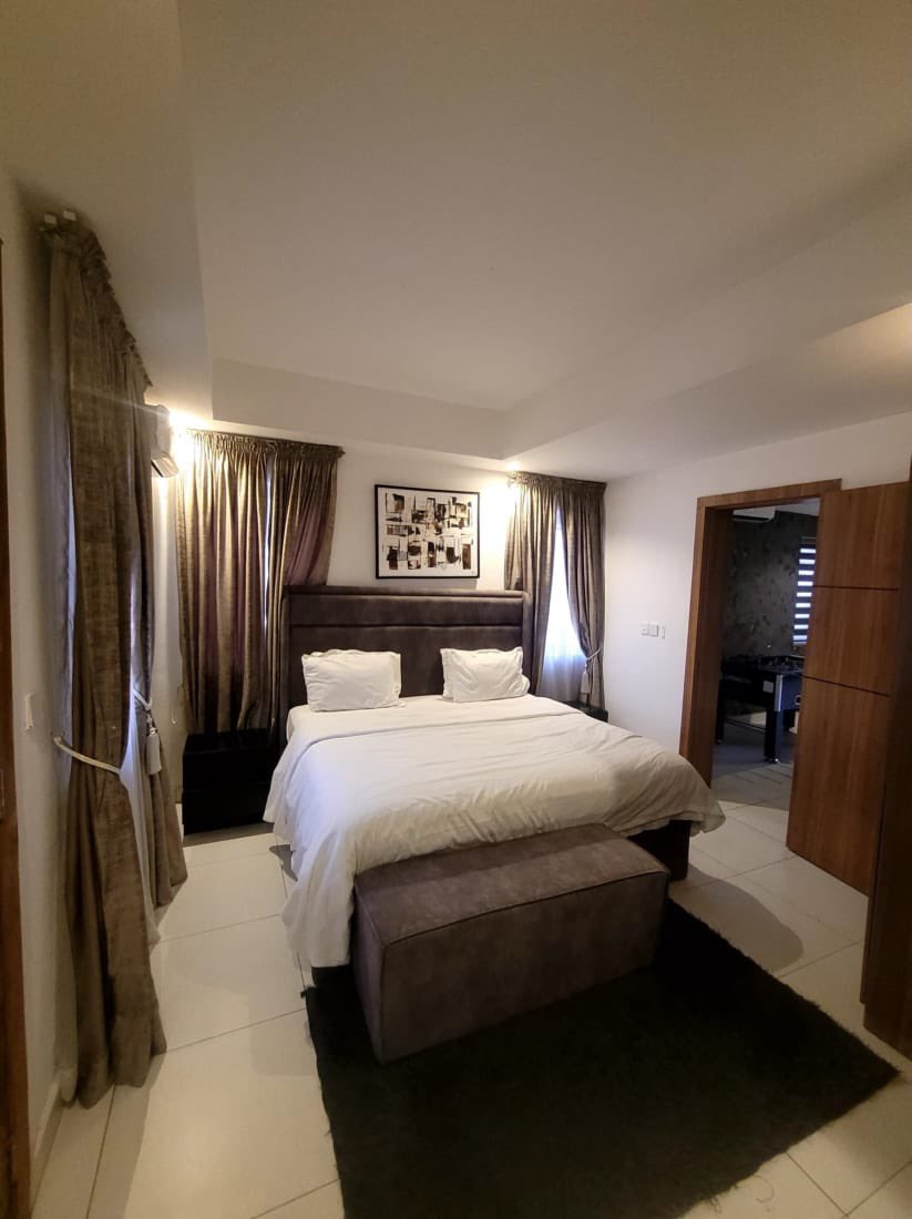LawrenceLukas6's tweet image. Lux 4bedroom apartment W/Pool
Available for booking 
VI, Lagos
Send a DM for more details 
☎️0701 625 6034

#shortlethost #active #bookingdotcom