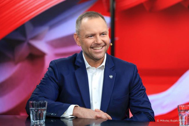 Aleksandra D tweet media