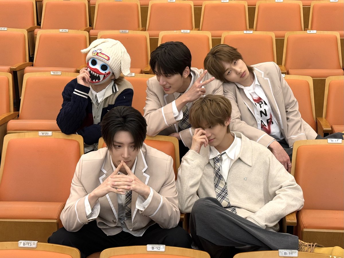 hrtz.wav (하츠웨이브) tweet media