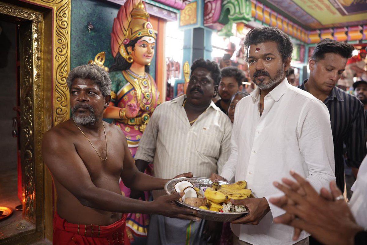 Vijay Fans Trends tweet media