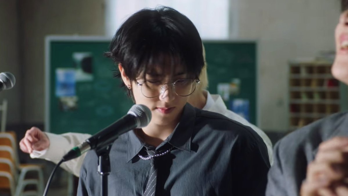 han jisung 💬 tweet media