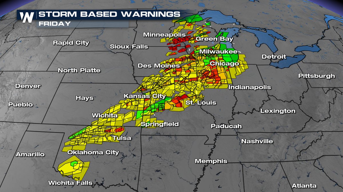 WeatherNation's tweet image. The Midwest saw over 100 tornado warnings issued during Friday's outbreak! 25 tornadoes touched down, including an EF-3 in Wisconsin!
#MNwx
READ MORE: weathernationtv.com/news/severe-st…