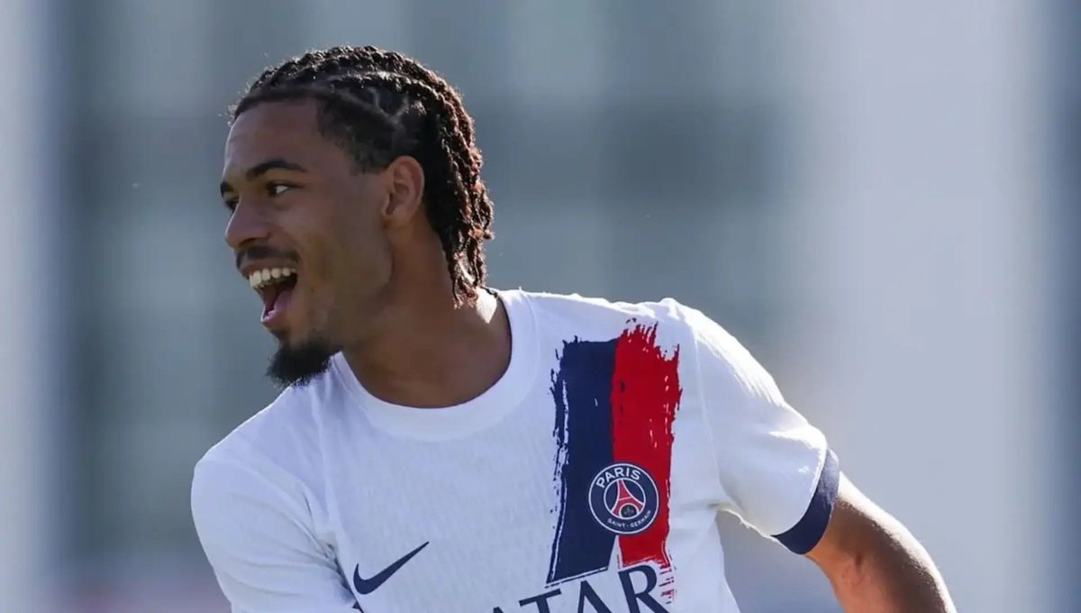 ParisTeam tweet media