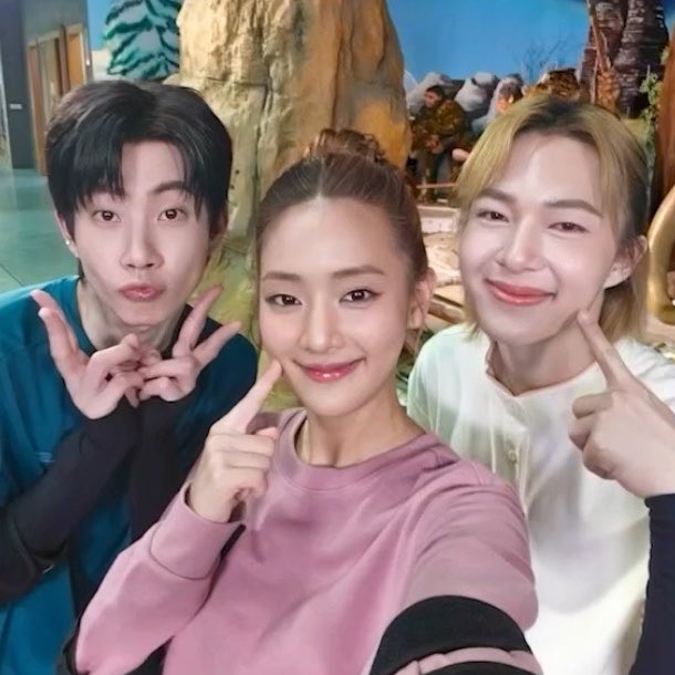 𝙈𝙞𝙣𝙣 ☁️ tweet media