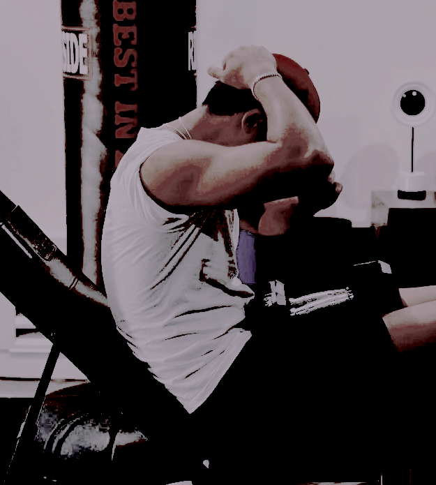 ᅠᅠ𝖓ɑrι tweet media