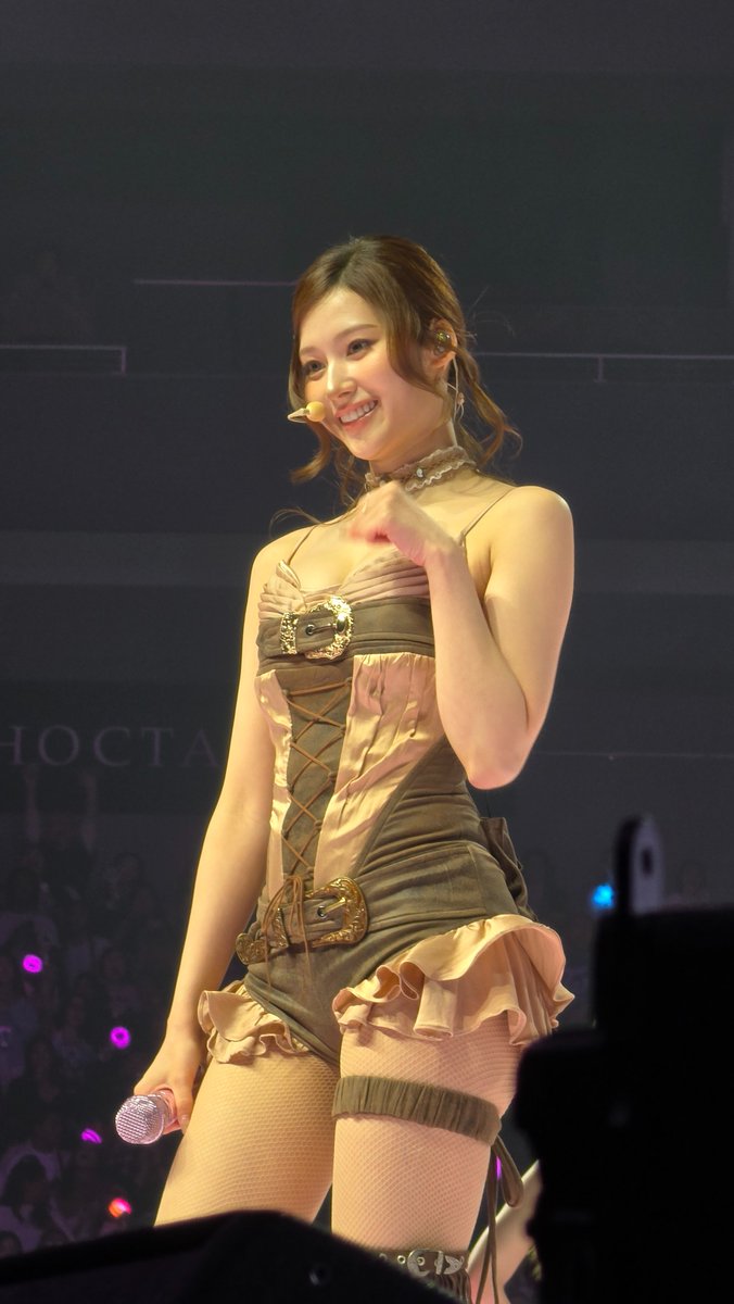 IFancyMinari tweet media