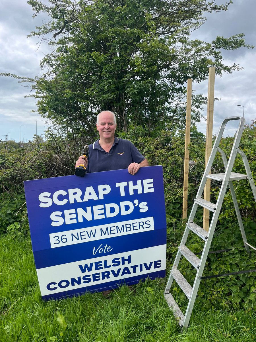 Andrew RT Davies tweet media