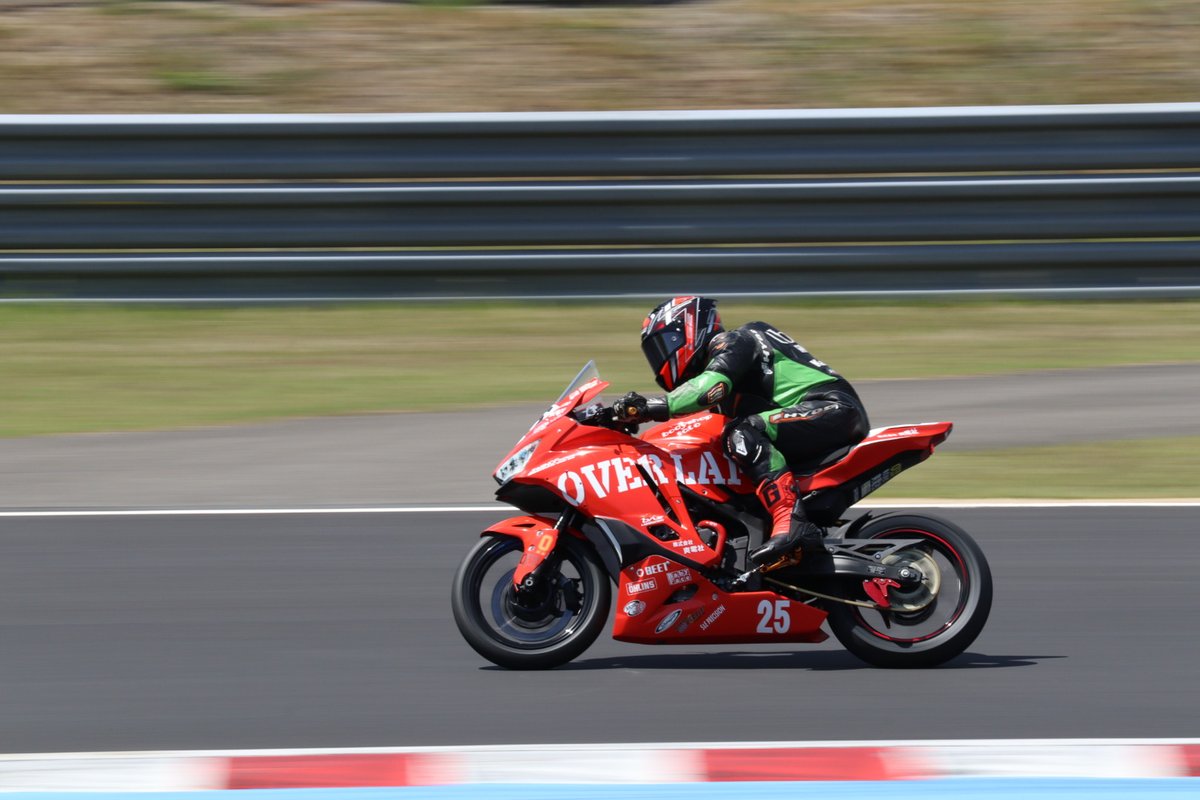 zx636fgf's tweet image. OVERLAP軍団🏍️
#もてロー
#ZX25R
