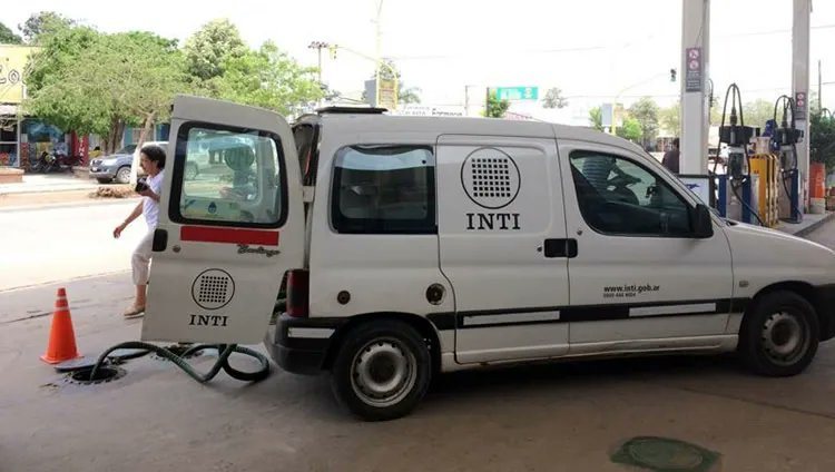 #INTI deja de controlar surtidores y habilitan a #Lenor, vinculada a #LuisCaputo 

El proceso de la "argentinada" para ceder negocios millonarios a los amigos

fmdelestechajari.com.ar/inti-surtidore…
