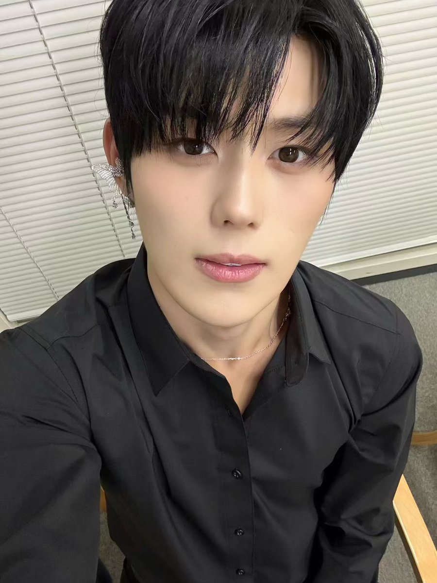 xlabels__ tweet media