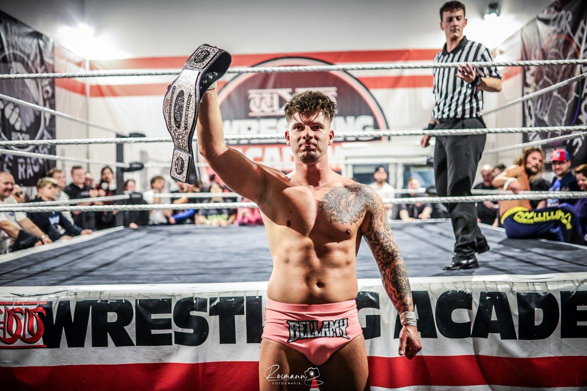 Wresadam tweet media