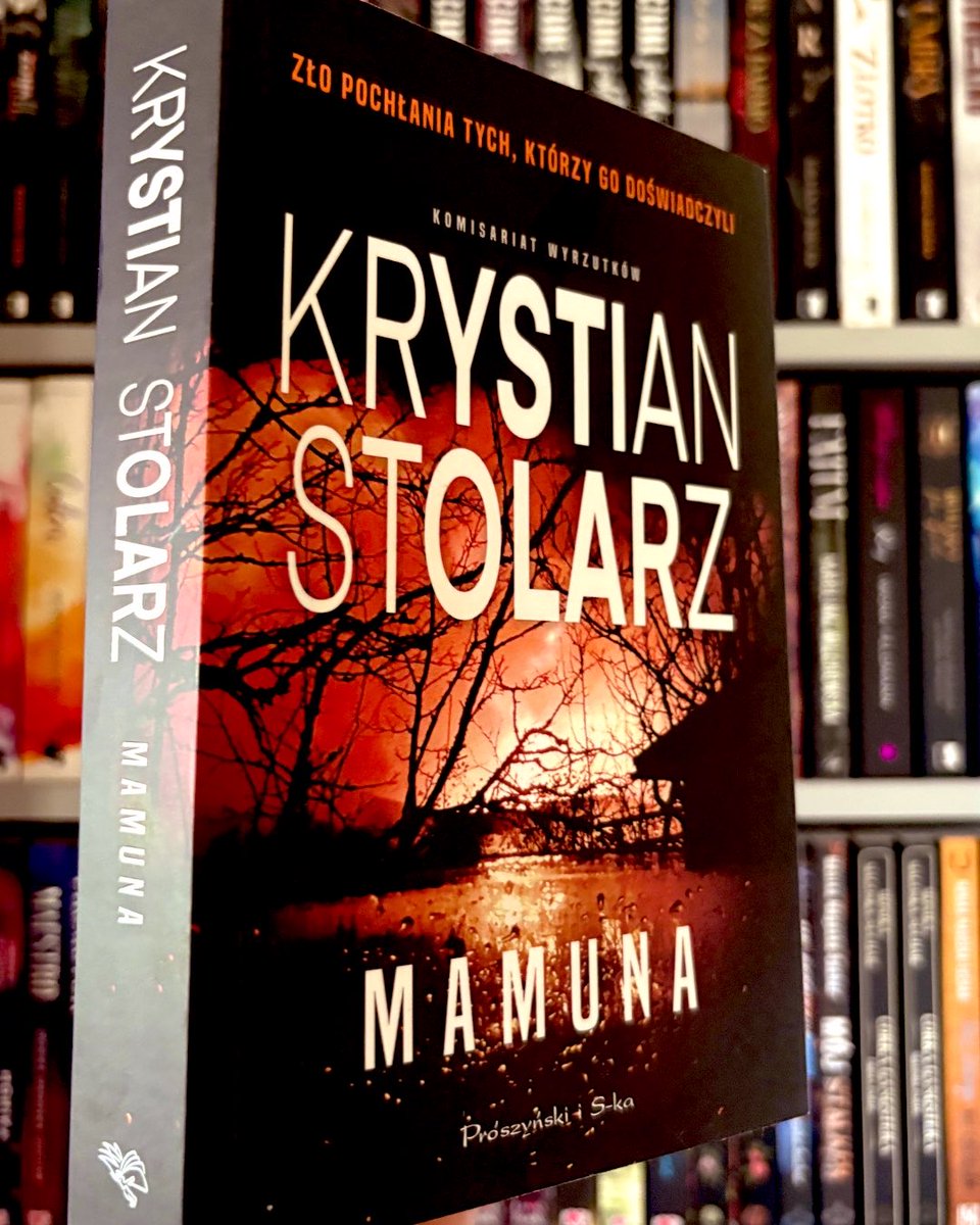 Fascynacjaksia's tweet image. Zachwycający I tom kryminalnego cyklu,który sprawia,że nasza wyobraźnia zostaje pobudzona i zostajemy pochłonięci chęcią odkrycia prawdy.Jestem zachwycona poprowadzoną akcją,sekretami bohaterów i szukaniem prawdy.
#crime #secret 
#twitteroweksiążkary