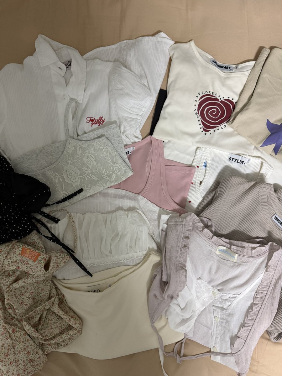 ส่งต่อเสื้อผ้า tweet media