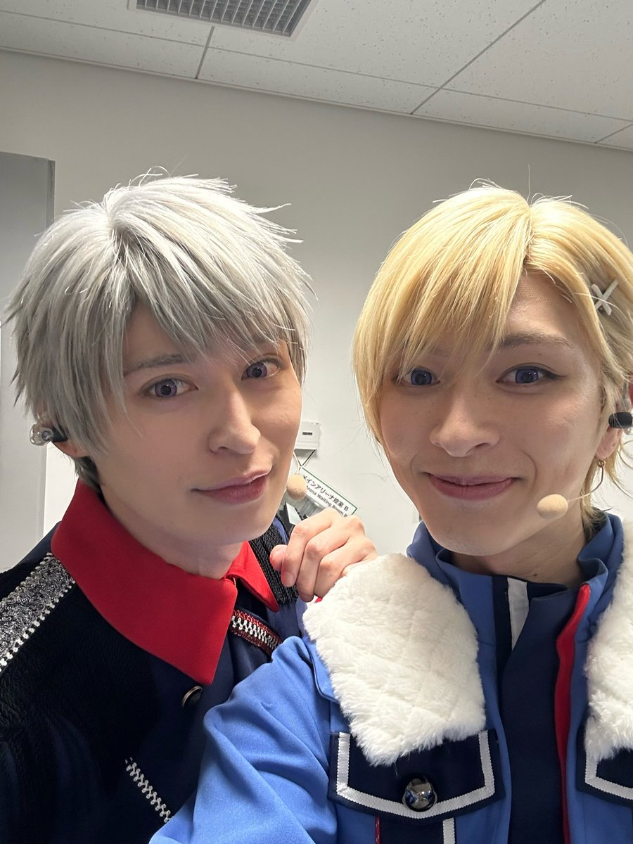 新納直　Nao Niino tweet media