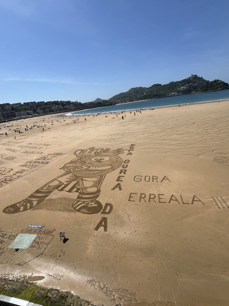 inés 🩵 (TXAPELDUNAK VERSION) tweet media