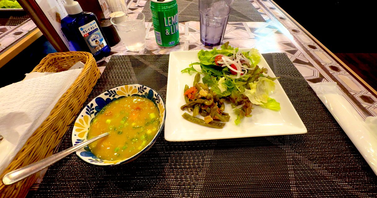 Ryøü🍸🍛 tweet media