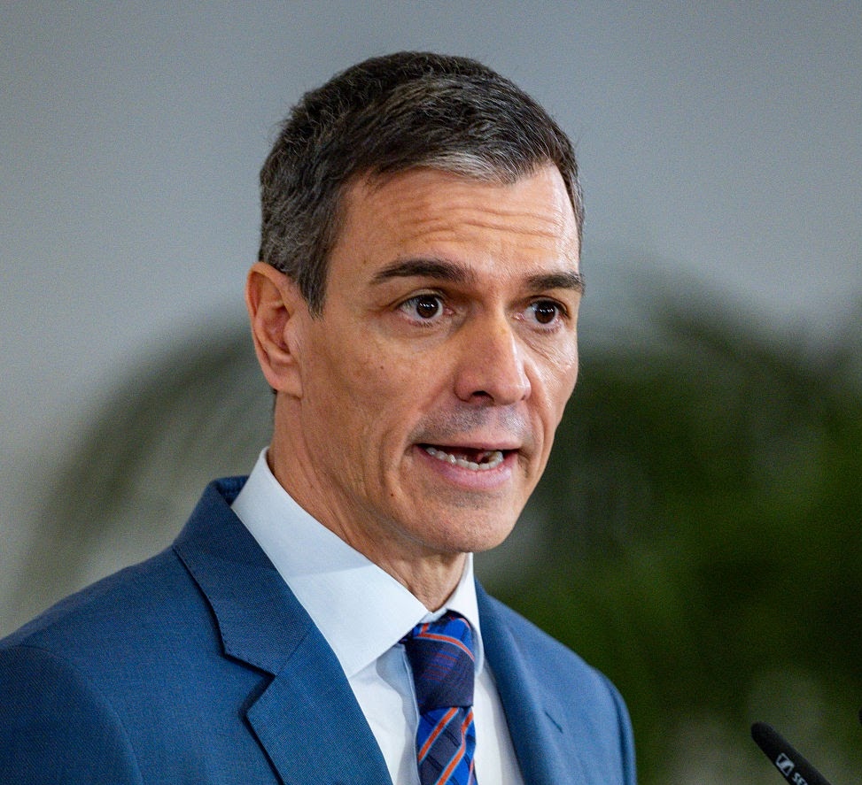 Daily Romania tweet media