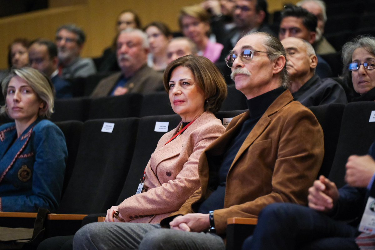 Ayşe Ünlüce tweet media