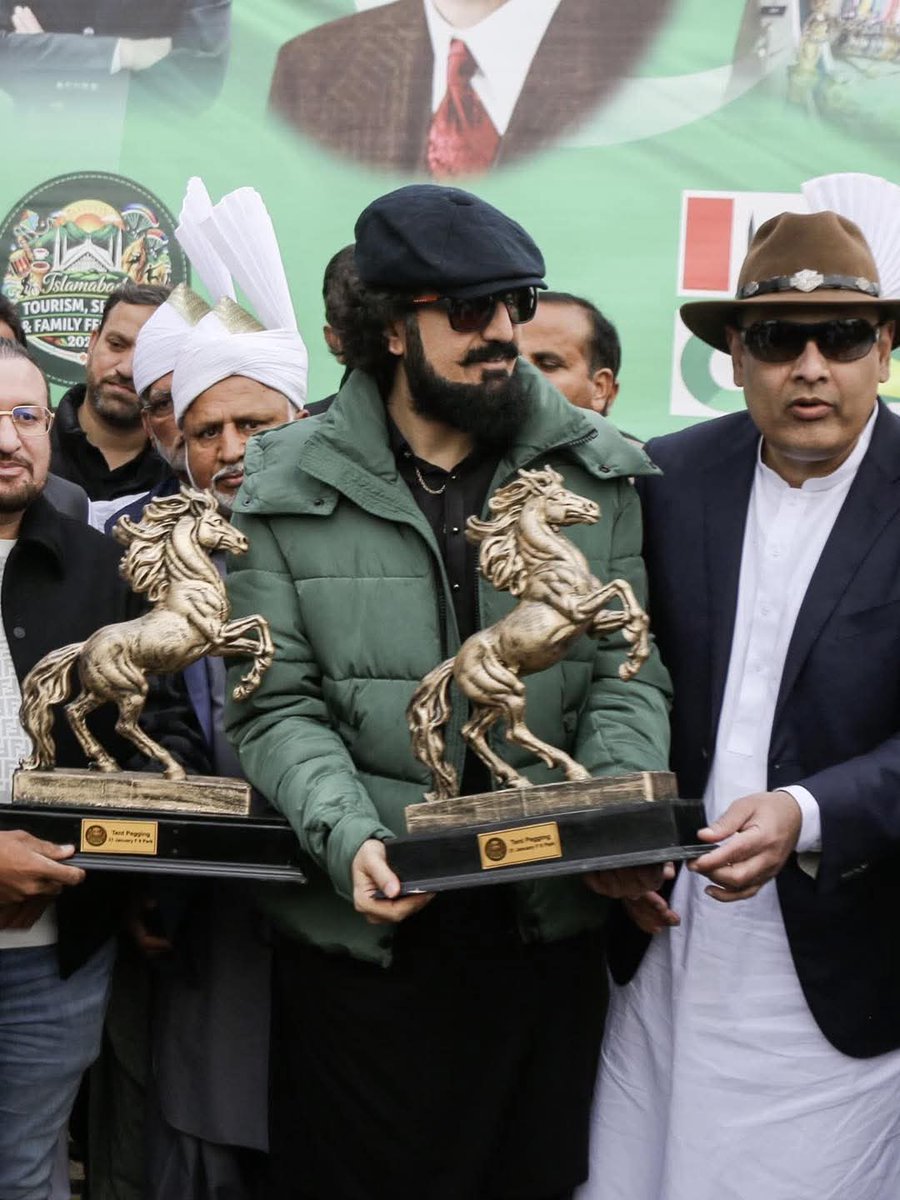 One Name, One Pride 🇵🇰
Sahibzada Sultan Muhammad Ali Sahab.
#SultanVicePresidentITPF #SultanRisesAgain #GreenFlagRisesAtITPF
372