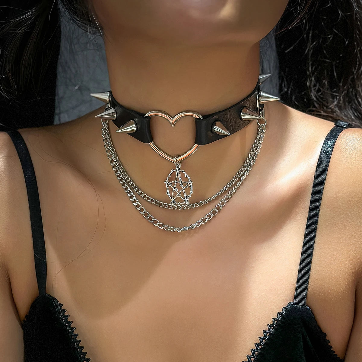 SpiteVtuber's tweet image. I just received 'Memory' Black Heart Chain Harajuku Rivet Choker - Black by Rags n Rituals from demonkingnic via Throne. Thank you! throne.com/spitevtuber #Wishlist #Throne
