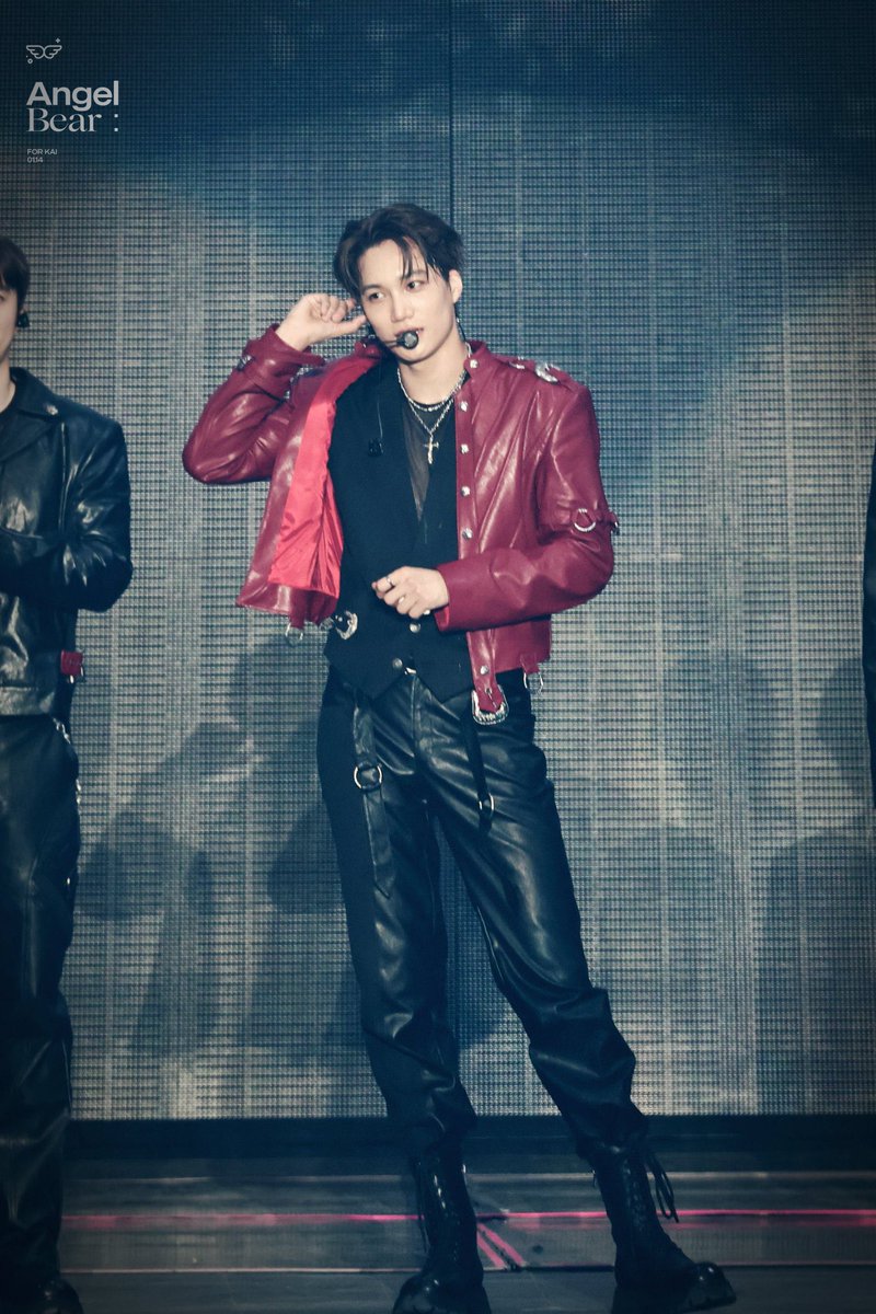 Jongin Pics ♡ tweet media