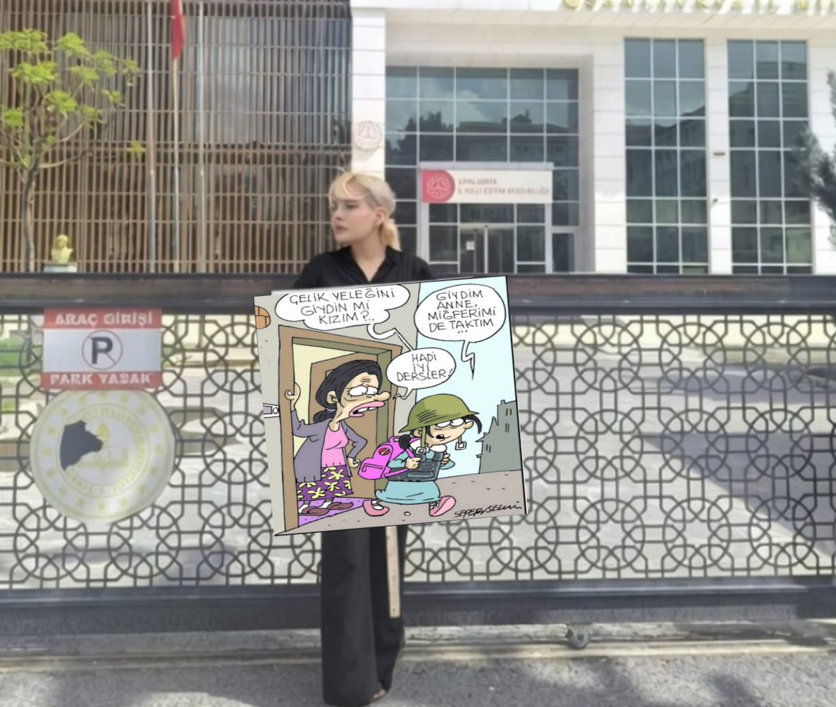 gizeminecetiner's tweet photo. Bugün eylemimin 845. Günü.
Okullarda öğrenci ve öğretmen güvenliği milli eğitimin ilk sorumluluğu olması gerekirken sendika üyesi öğretmenlerin eylemleri üzerinden göz dağı verilmesi tam anlamıyla aymazlıktır.
#SonDüdükÇocuklaraÇalmasın #KademeBakanlıkta #TFFİSTİFA #MebdeSorunlarBitmiyor #ErdoğanDiplomasisi #TürkiyeDivanı #dokunulmaz #StopMurderlnTurkiye #GülistanDoku #GbvGs  #Fenerbahçe #Ederson #AzizYıldırım #23Nisan #AntalyaDiplomasiForumu #Trump #AdaletiAnlatın #Süleyman #Özgür @egitimsen @mayrukcouture