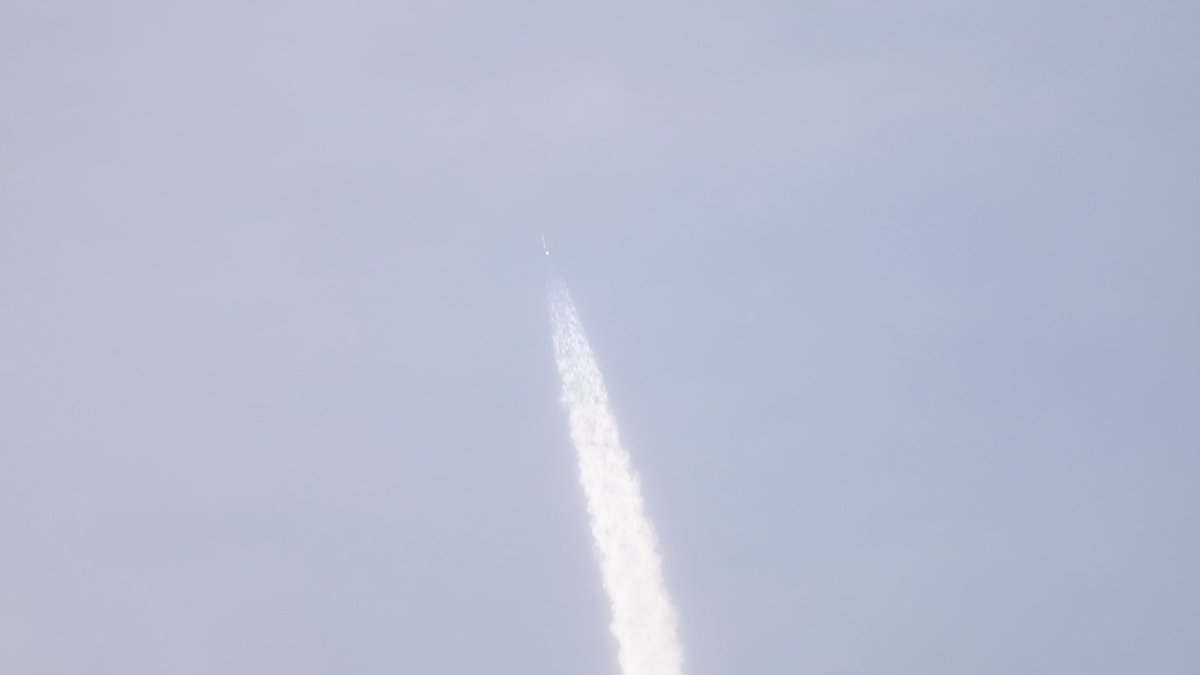 ARock73's tweet photo. Some tills from my recording of @blueorigin Bluebird 7

@NASASpaceflight @thenasaman @_MaxQ_ https://t.co/oWE9tIc36q