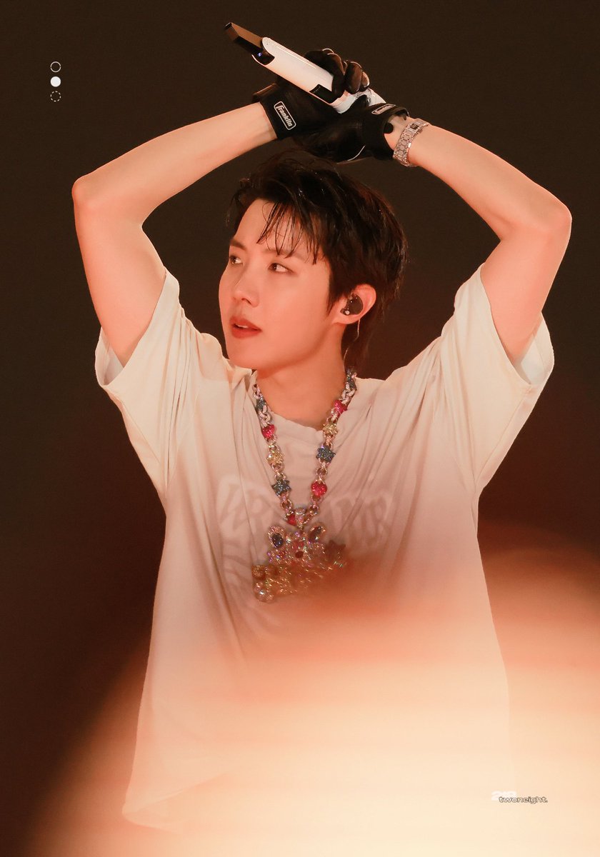 ❤️218❤️ tweet media