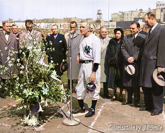 BSmile's tweet image. Today In 1949: Casey Stengel talks to the crowd before his first game as manager of the New York #Yankees! This was also the day that Babe Ruth's monument was dedicated at Yankee Stadium! #MLB #Baseball #History