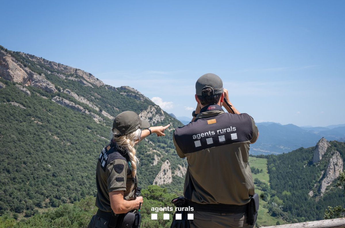 agentsruralscat's tweet image. 📢 Recorda: fins al 15 d'octubre és prohibit fer foc en terrenys forestals i en la franja de 400 m que els envolta. 

✋Qualsevol activitat amb risc d’#IF requereix una autorització excepcional d'@agriculturacat.

📝 gen.cat/4lqb7k6
 
Prevenim els incendis forestals 🚫🔥