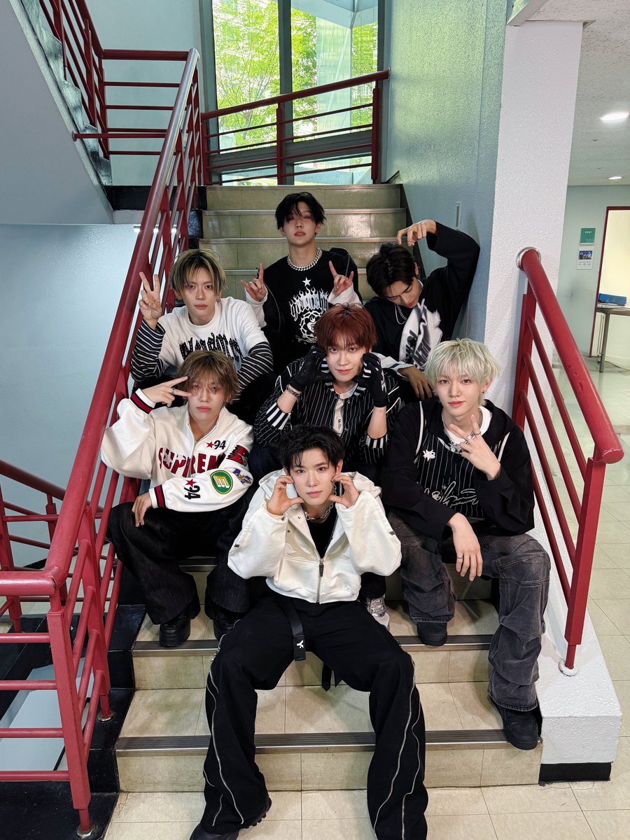 MODYSSEYWORLD's tweet image. 20260419 INKIGAYO

🎤🔝🚚 ⋆꙳

#MODYSSEY #모디세이 
#HOOK #훜 #GotHooked