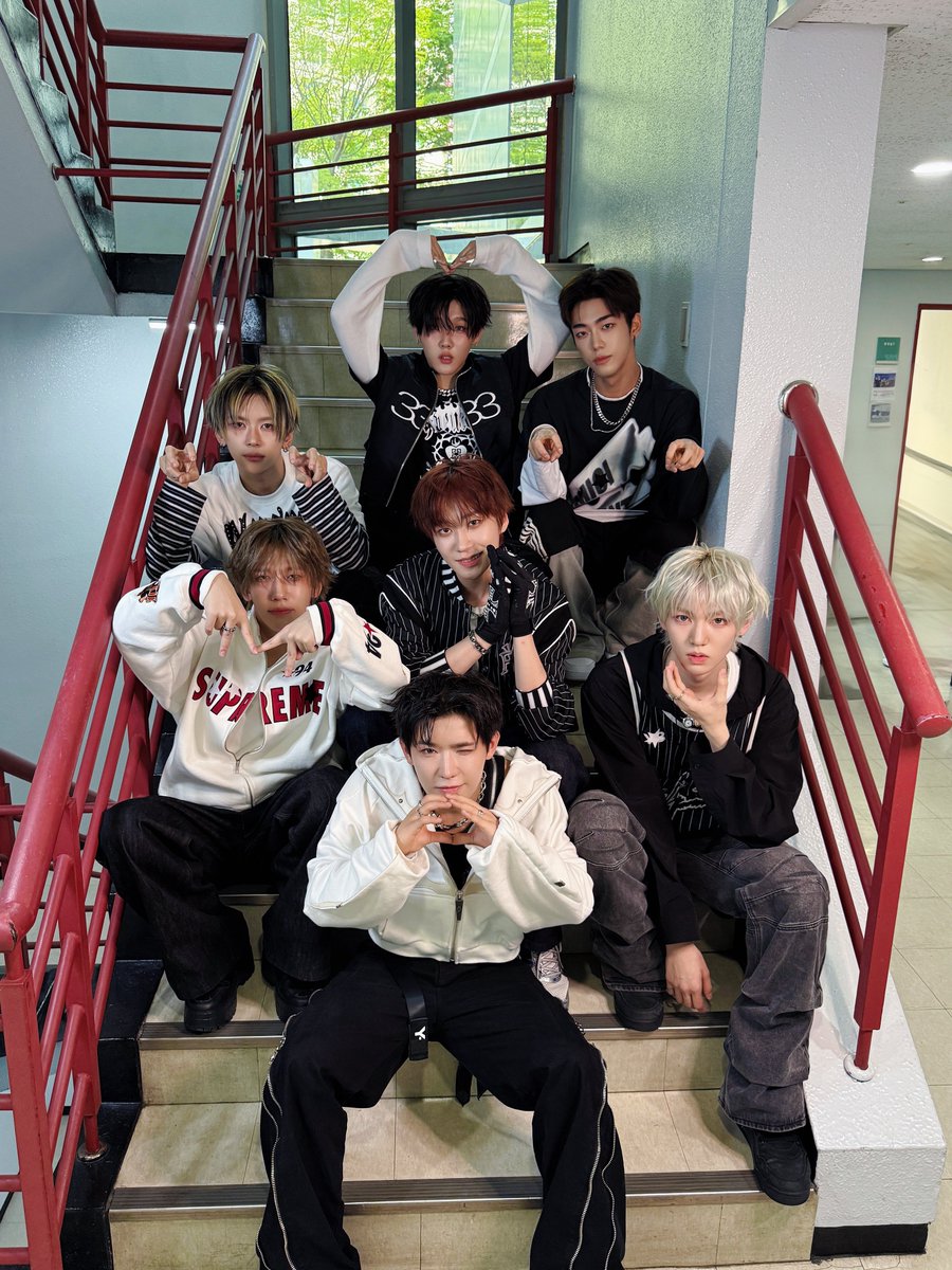 MODYSSEYWORLD's tweet image. 20260419 INKIGAYO

🎤🔝🚚 ⋆꙳

#MODYSSEY #모디세이 
#HOOK #훜 #GotHooked