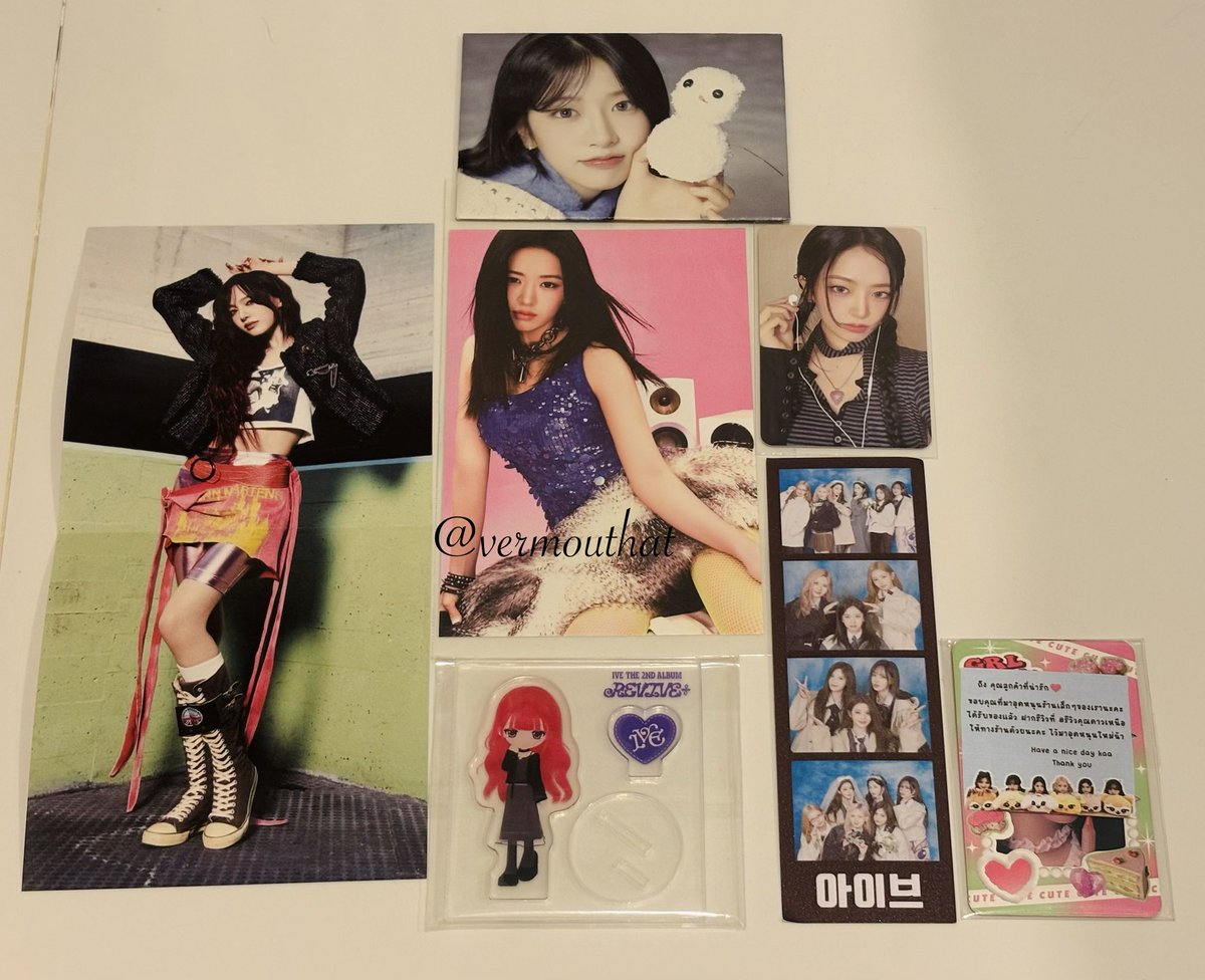 #รีวิวคุณดาวเหนือ 🥰❤️ขอบคุณสำหรับการ์ด โปสการ์ดเเละโปสเตอร์นะค้า ได้รับพัสดุนานเเล้วเเต่เพิ่งเเกะเช็คค่า จะเก็บไว้อย่างดีเลยนะค้าา รอบหน้ารออัลบั้มพรีออเดอร์นะคะะ;)))